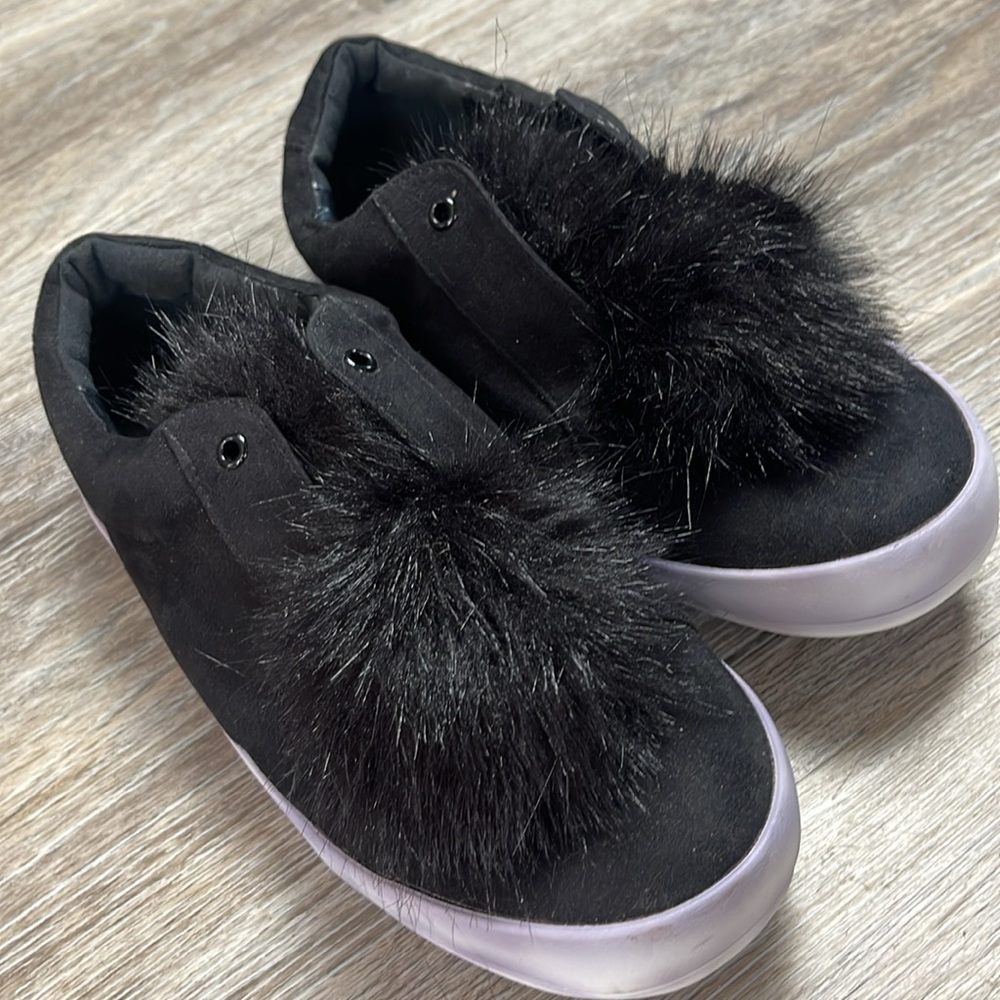 Sam Edelman Cynthia Leya Pom Shoe Size 4